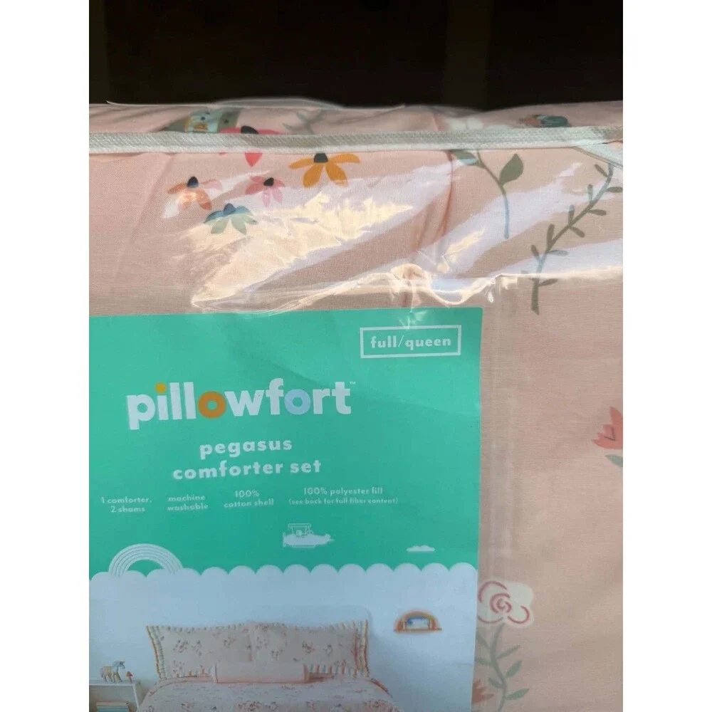 Pillowfort Pegasus Kids Comforter Set Full Queen 3-Piece Percale Bedding